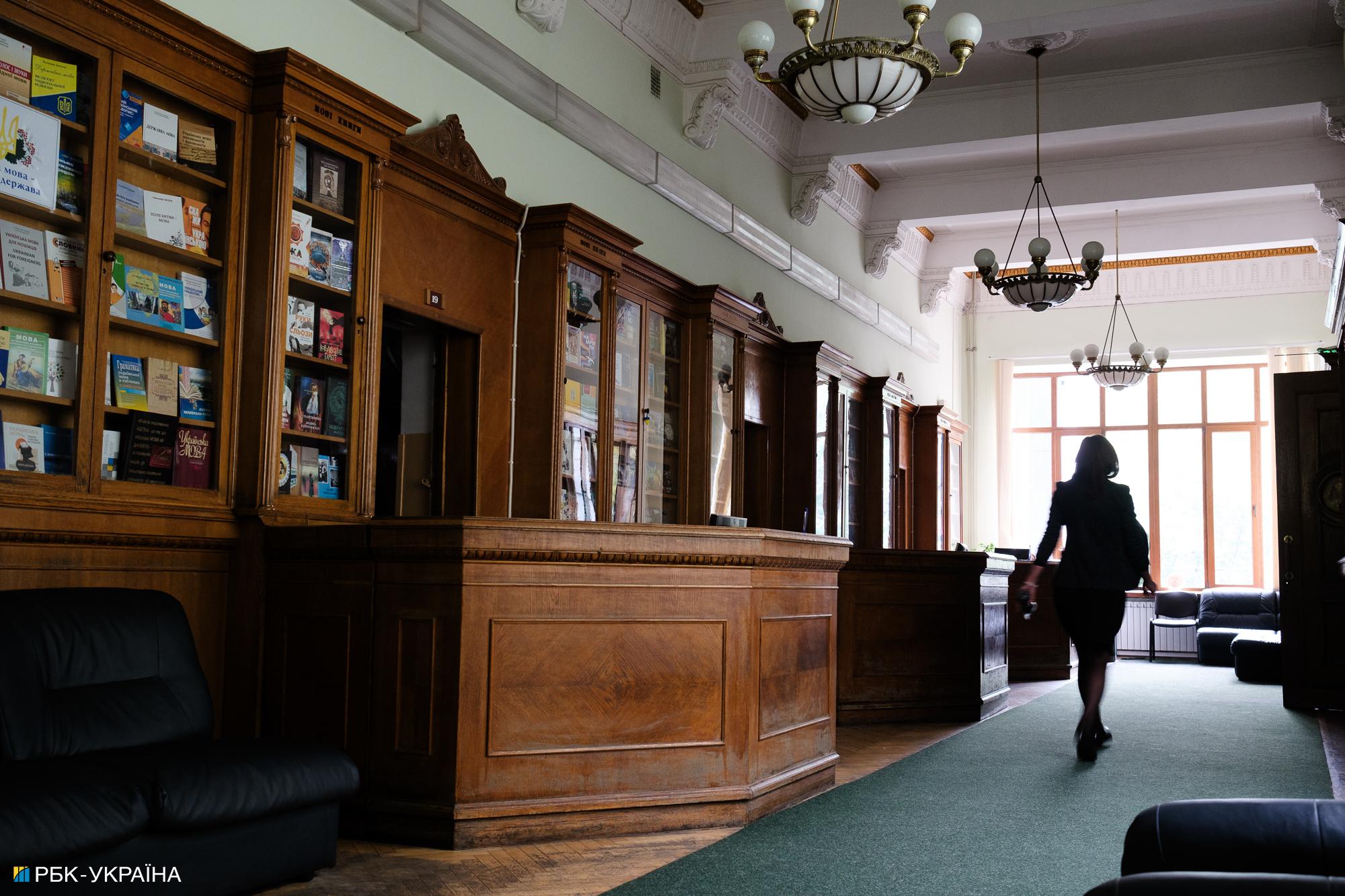 &quot;Мы не фильтруем, а оптимизируем&quot;: Олег Сербин о работе библиотек и русскоязычных книгах